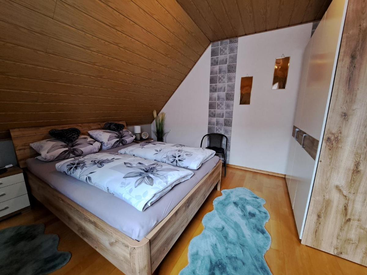 Ferienwohnung Sonja Mit Garten Und Freisitz Steinwiesen Dış mekan fotoğraf