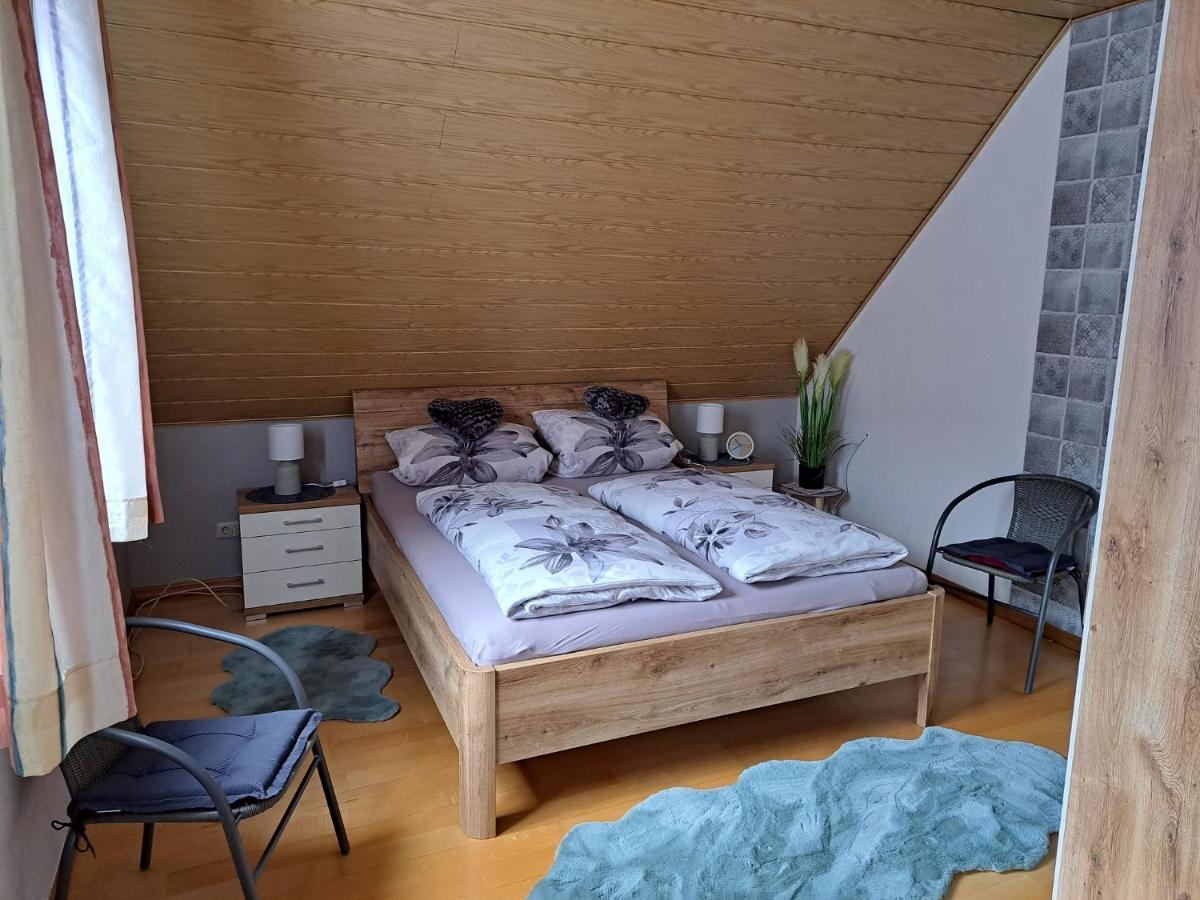 Ferienwohnung Sonja Mit Garten Und Freisitz Steinwiesen Dış mekan fotoğraf